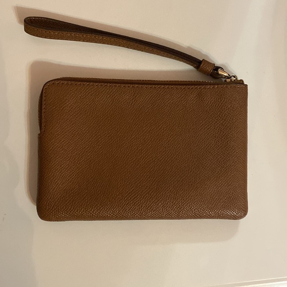 coach wristlet/wallet! - Picture 2 of 3